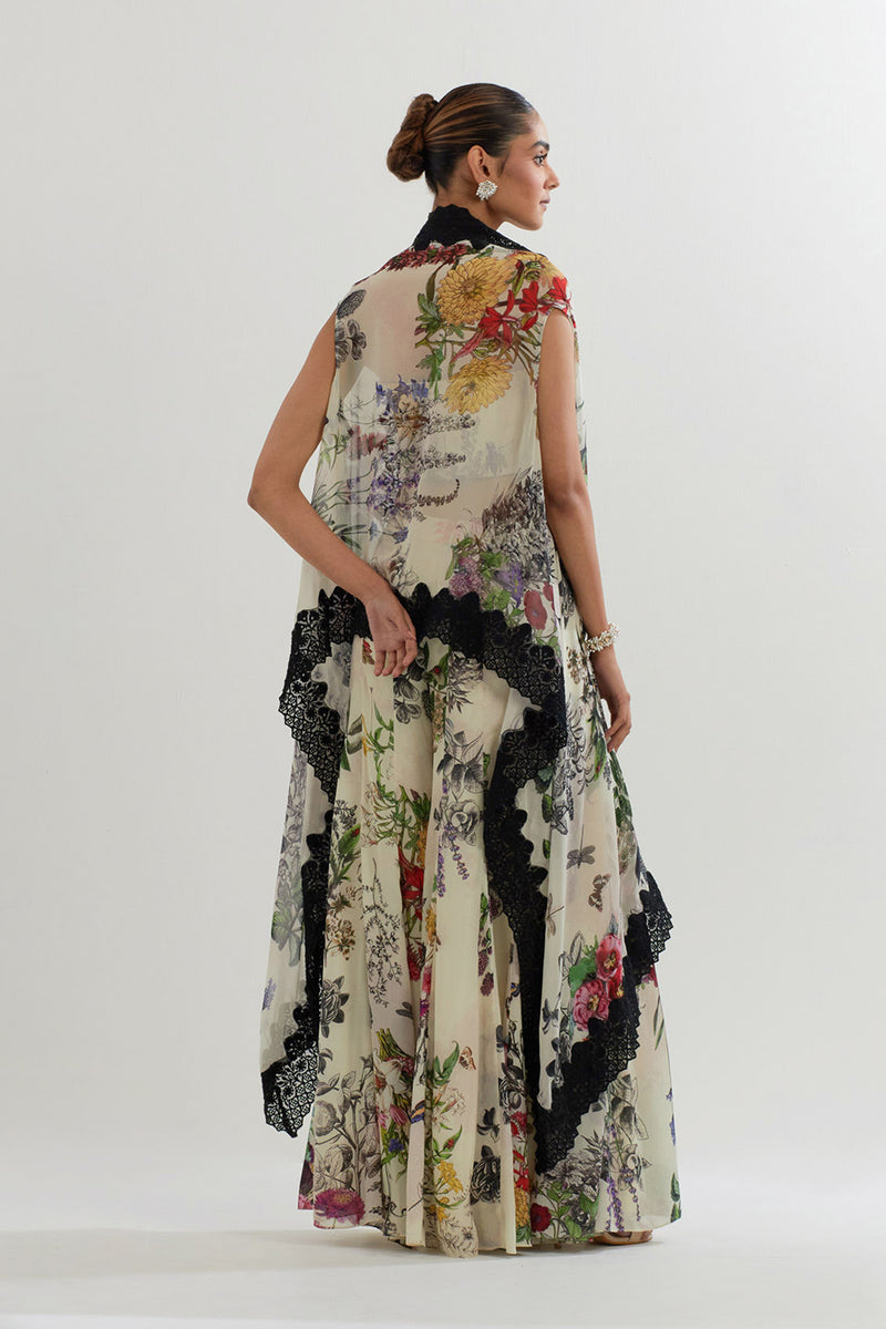 CAPE WITH BUSTIER AND SHARARA