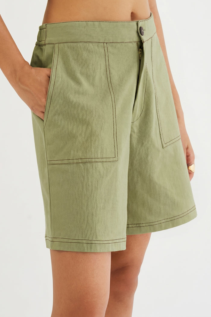 Breathe Set in Olive