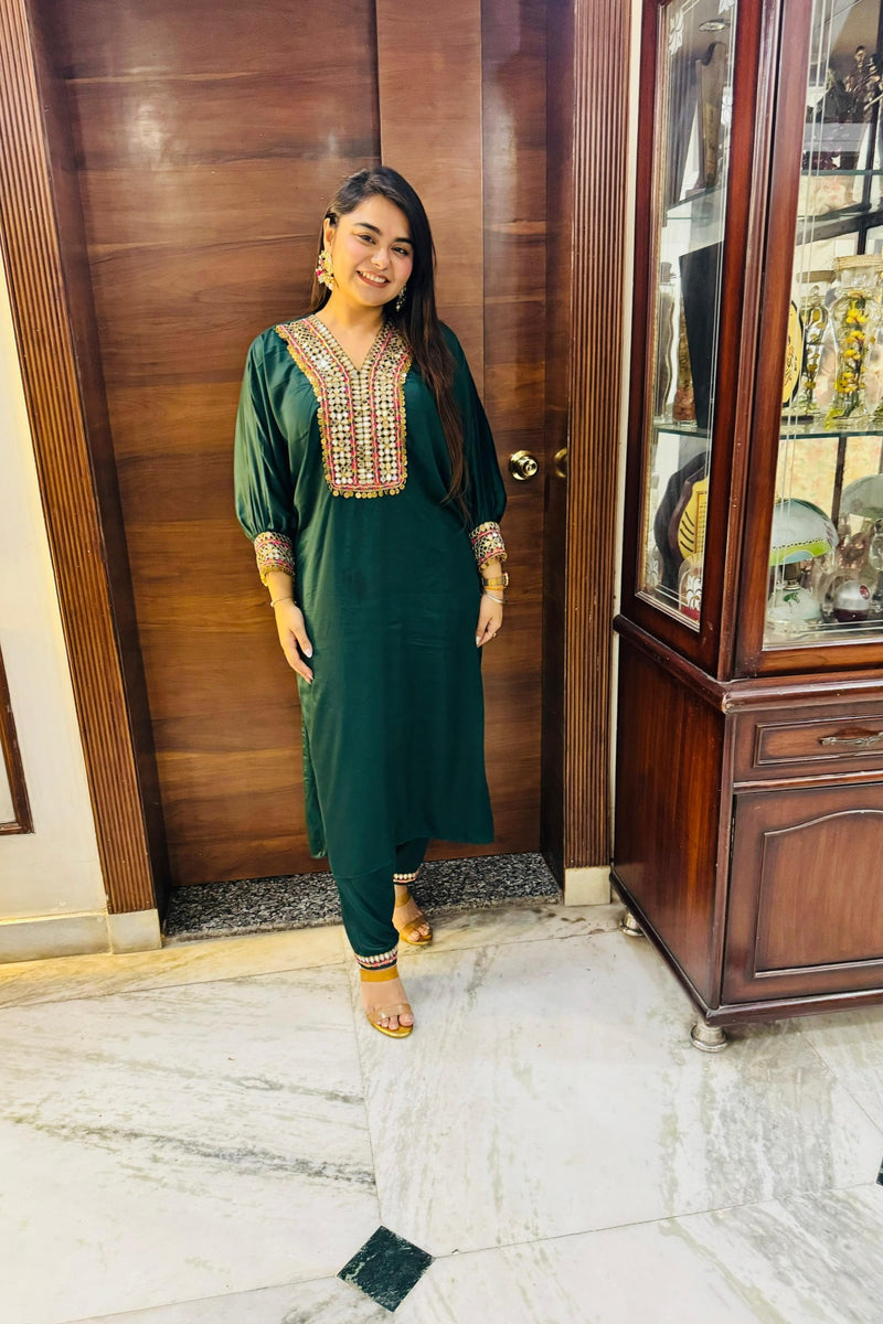 Embroidery green suit