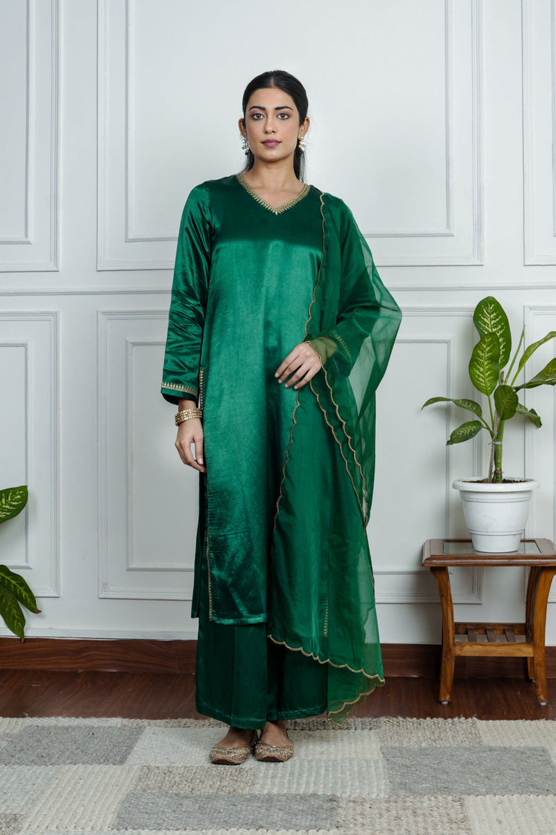 Green Gajji Silk Embroidered Kurta Set With Dupatta