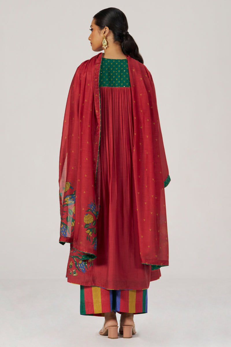 Tango Red and Green Festive Print Kurta Set