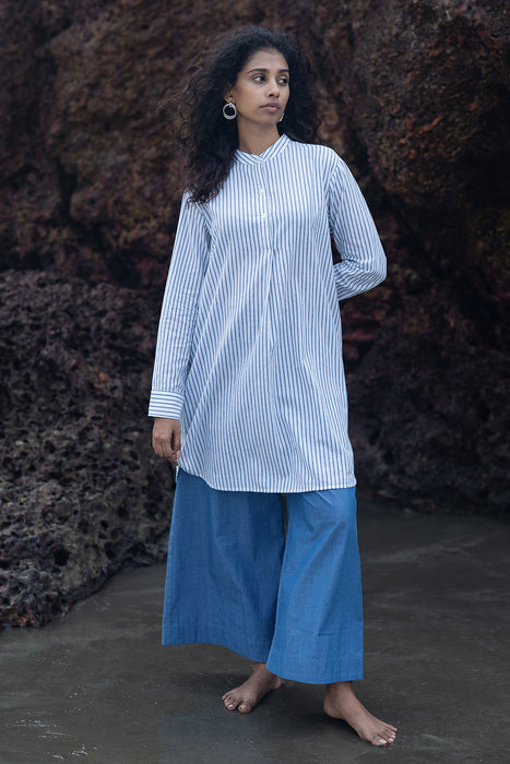 Tori Kurta